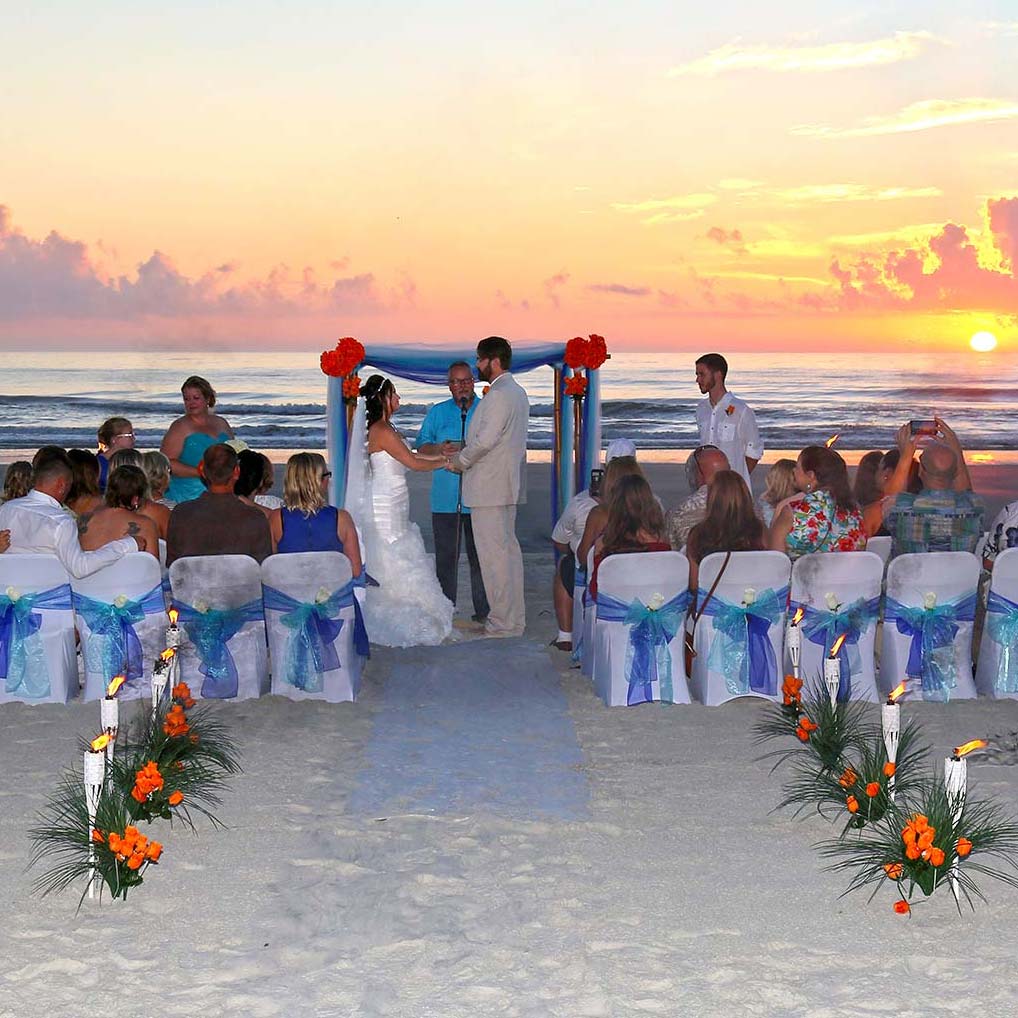 Sunrise Or Sunset What Time Should My Beach Wedding Start